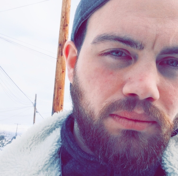 Poshmark profile picture for @sheehan